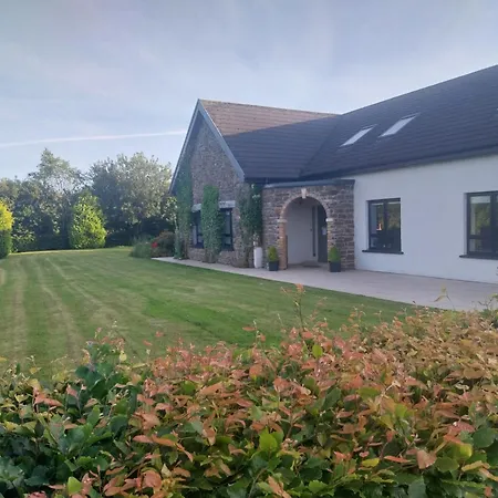 Hébergement de vacances House Sleeps 11 With Parking Tralee